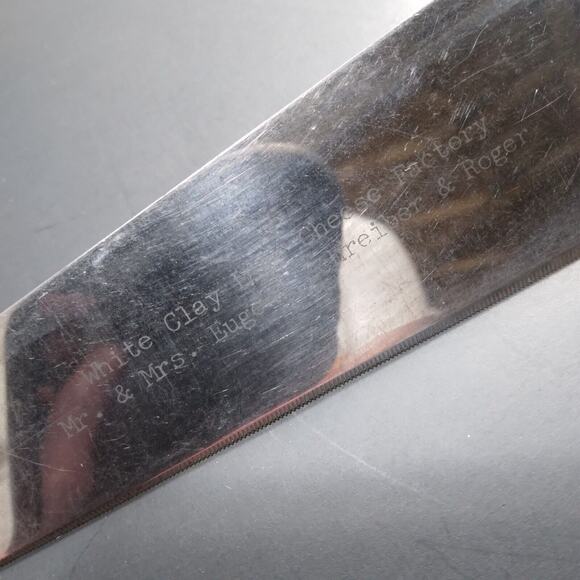 Vintage MCM Golden Yellow Butterscotch Bakelite? Handle Serrated Cake Knife - Picture 4 of 9